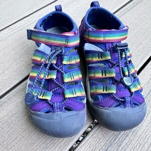 Keen H2 Sandals Youth Size 2 Rainbow‎ Print Outdoor Water Closed Toe